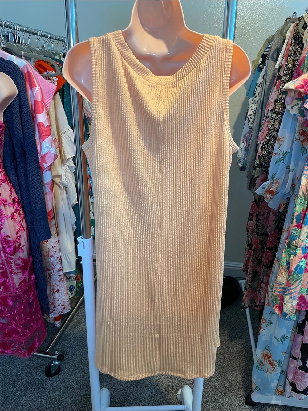 Sleeveless V-Neck Knit Dress in Peach - Picture 2 of 4